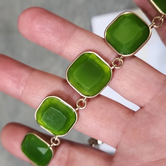 Green squared gems goldtined necklace - Picture 2 of 3